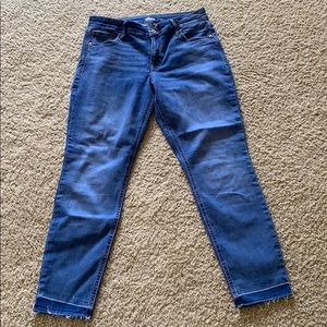 Medium wash skinny jeans